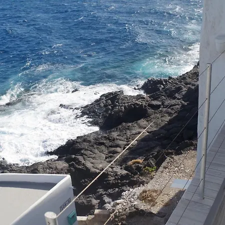 Σπίτι διακοπών Albatros 3br House Seafront Terrace - Aircon & Bbq